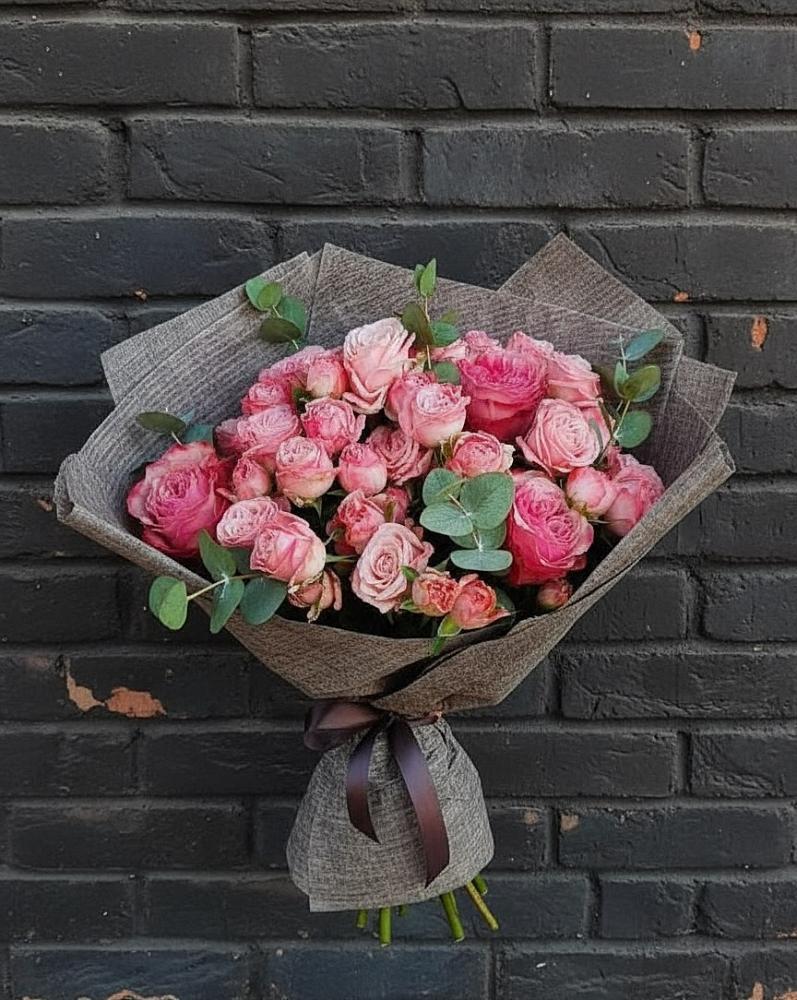 Букет цветов из: Розы в Задонске