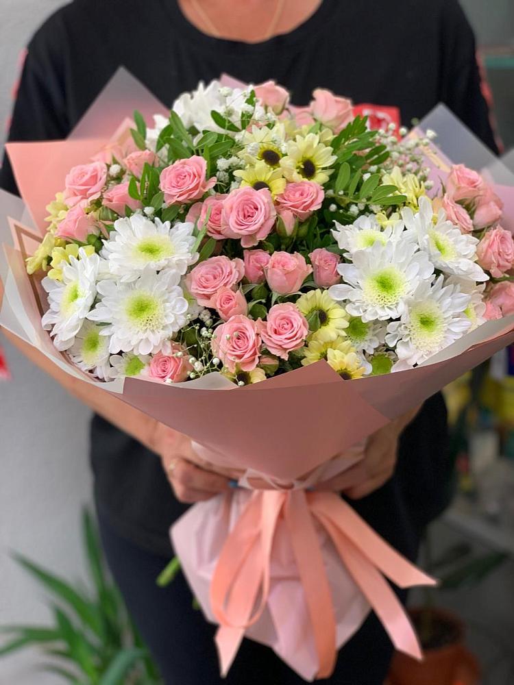 Букет цветов из: Розы и Хризантемы в Задонске
