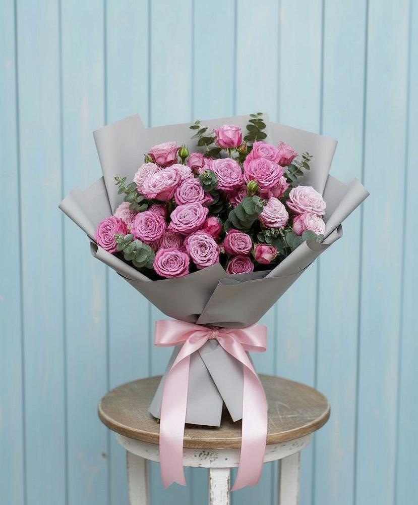 Букет цветов из: Розы в Задонске