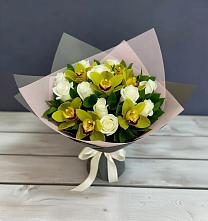 Букет цветов из:  Орхидеи и Розы в Задонске