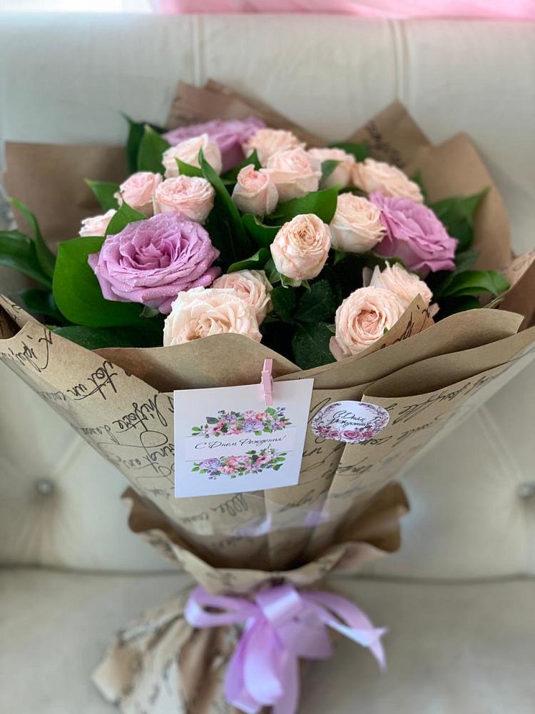 Букет цветов из: Розы в Задонске