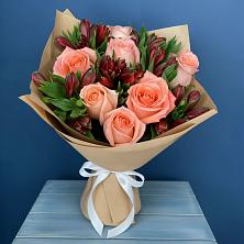 Букет цветов из:  Розы и Альстромерии в Задонске