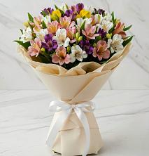 Букет цветов из:  Альстромерии в Задонске