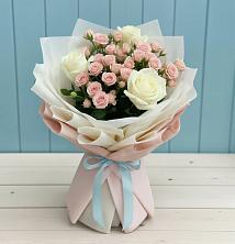 Букет цветов из:  Розы в Задонске