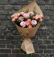 Букет цветов из:  Розы в Задонске