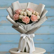 Букет цветов из:  Розы в Задонске
