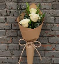 Букет цветов из:  Розы в Задонске