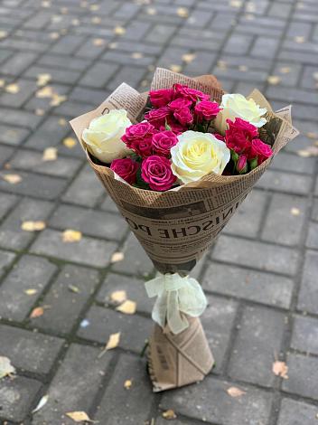 Букет цветов из: Розы в Задонске