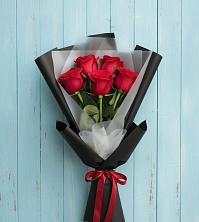 Букет цветов из:  Розы в Задонске