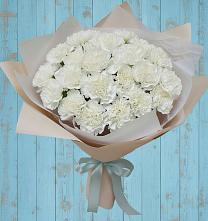 Букет цветов из:  Гвоздики в Задонске