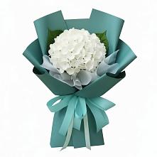 Букет цветов из:  Гортензия в Задонске