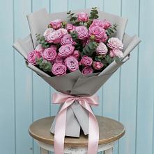 Букет цветов из:  Розы в Задонске